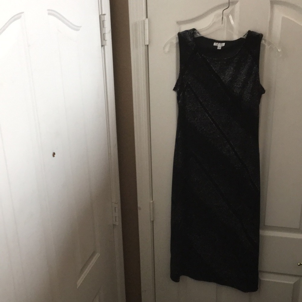 FINAL MARKDOWN Ladies’ Olivia Matthews Dress (S)